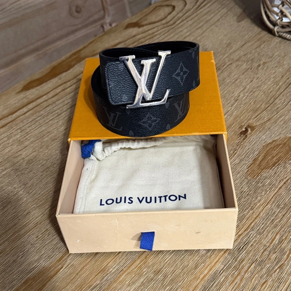 Louis Vuitton monogram reversible belt